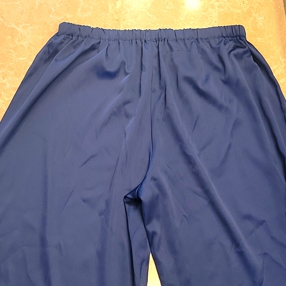 Identity Lingerie Baby Blue Silky Pajama Bottoms, M/L - Picture 10 of 15